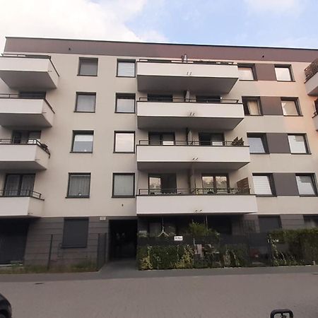 Mini Apartament Krakow Pn / Cracow North Z Parkingiem Экстерьер фото